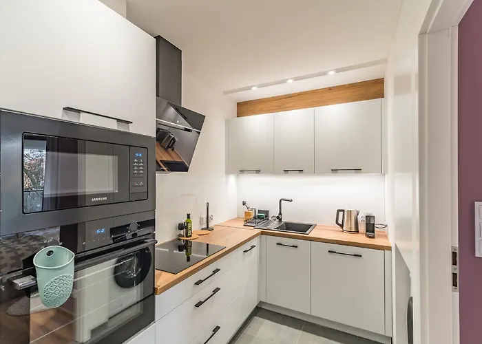 Krakow Business Suite - 47M2, Balcony And Parking By Rentujemy