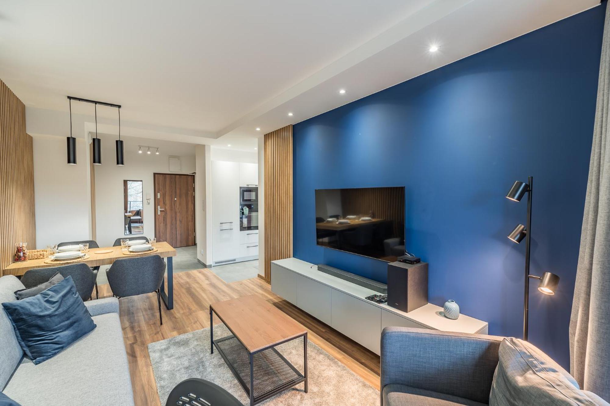 Apartment Business - 47m2, Balcony And Parking By Rentujemy *