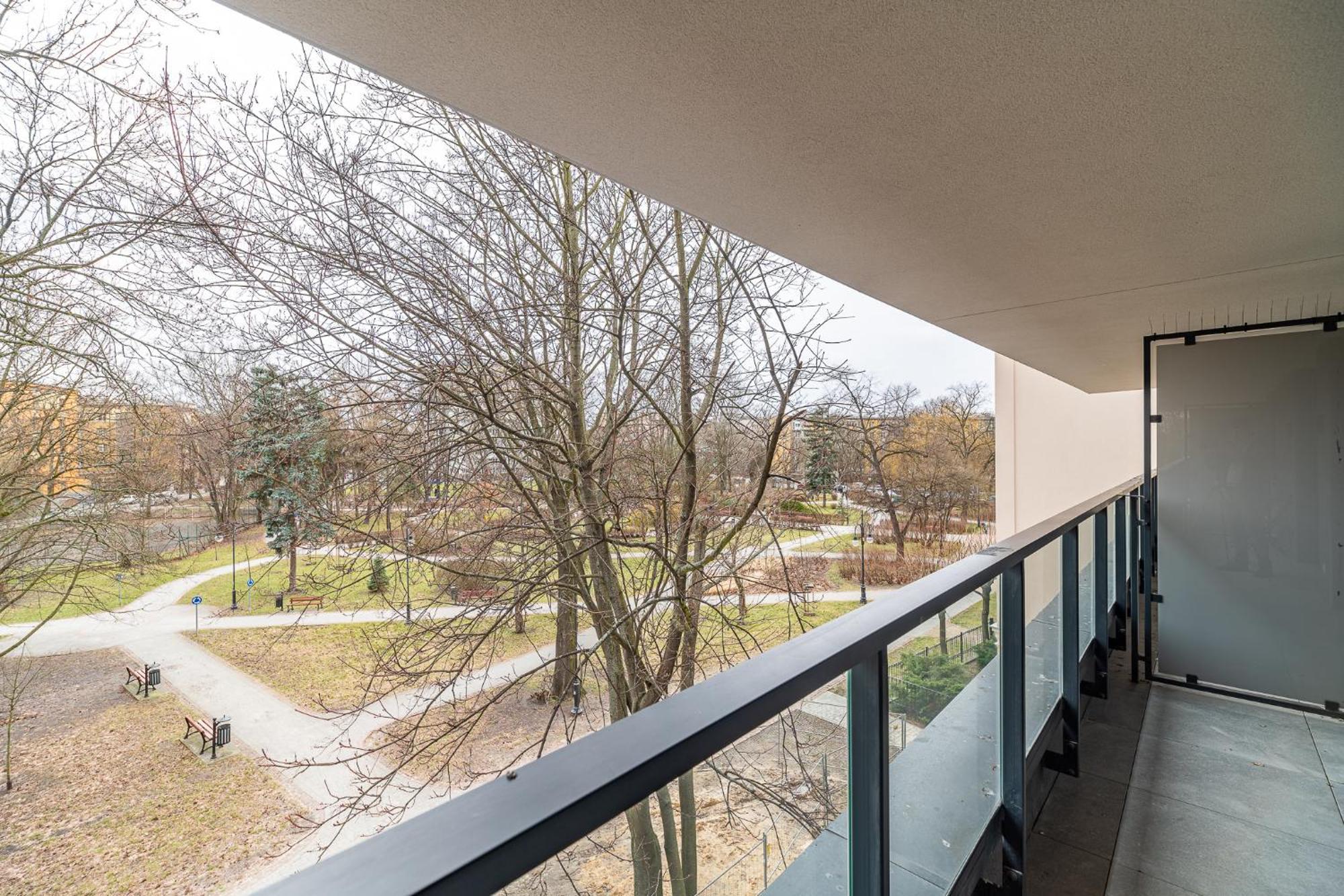 Apartment Business - 47m2, Balcony And Parking By Rentujemy *